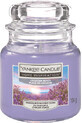 Yankee Candle Bougie parfum&#233;e &#224; la lavande, 104 g