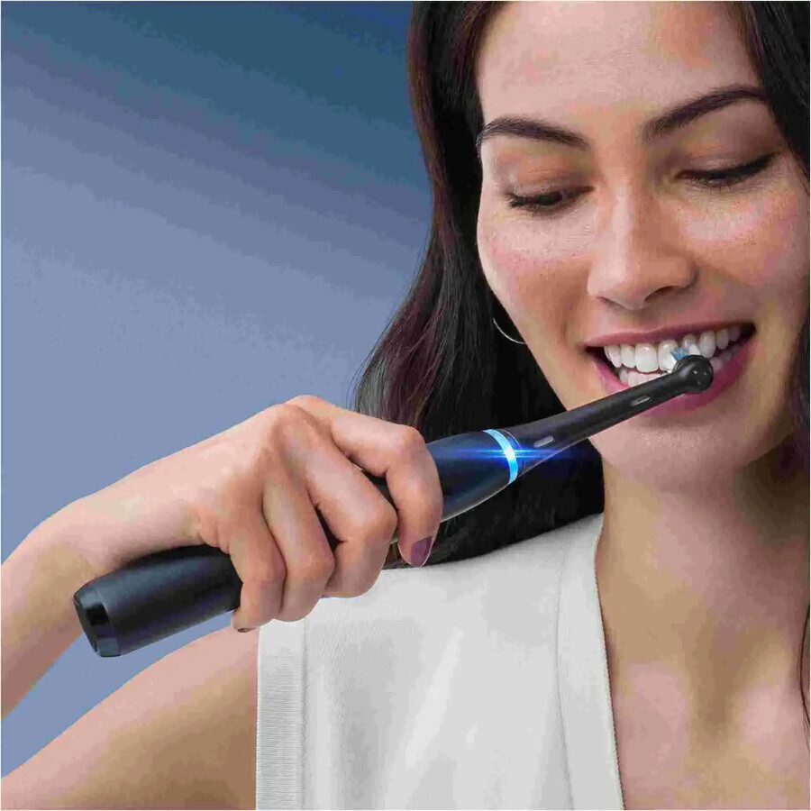 Oral B EK Duo iO iO Series 8 Black&White + porte-brosse à dents + sac de voyage