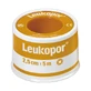 Leukopor, zelfklevende pleister op rol, formaat 2,5 cm x 5 m, 1 st.