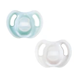Tommee Tippee Ultra Light - 2 orthodontic pacifiers made of medical-grade silicone, 0–6 months